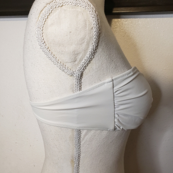 Victoria's Secret Anchor Bikini Top - Picture 6 of 7